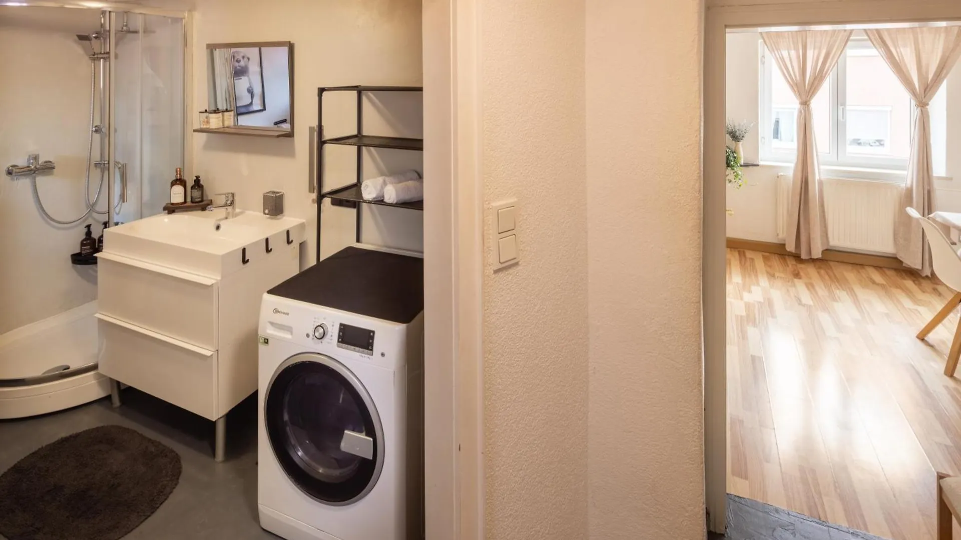 Cozy Central 3 Zimmer Apartment Fuer Bis Zu 8 Gaeste Μέμμινγκεν