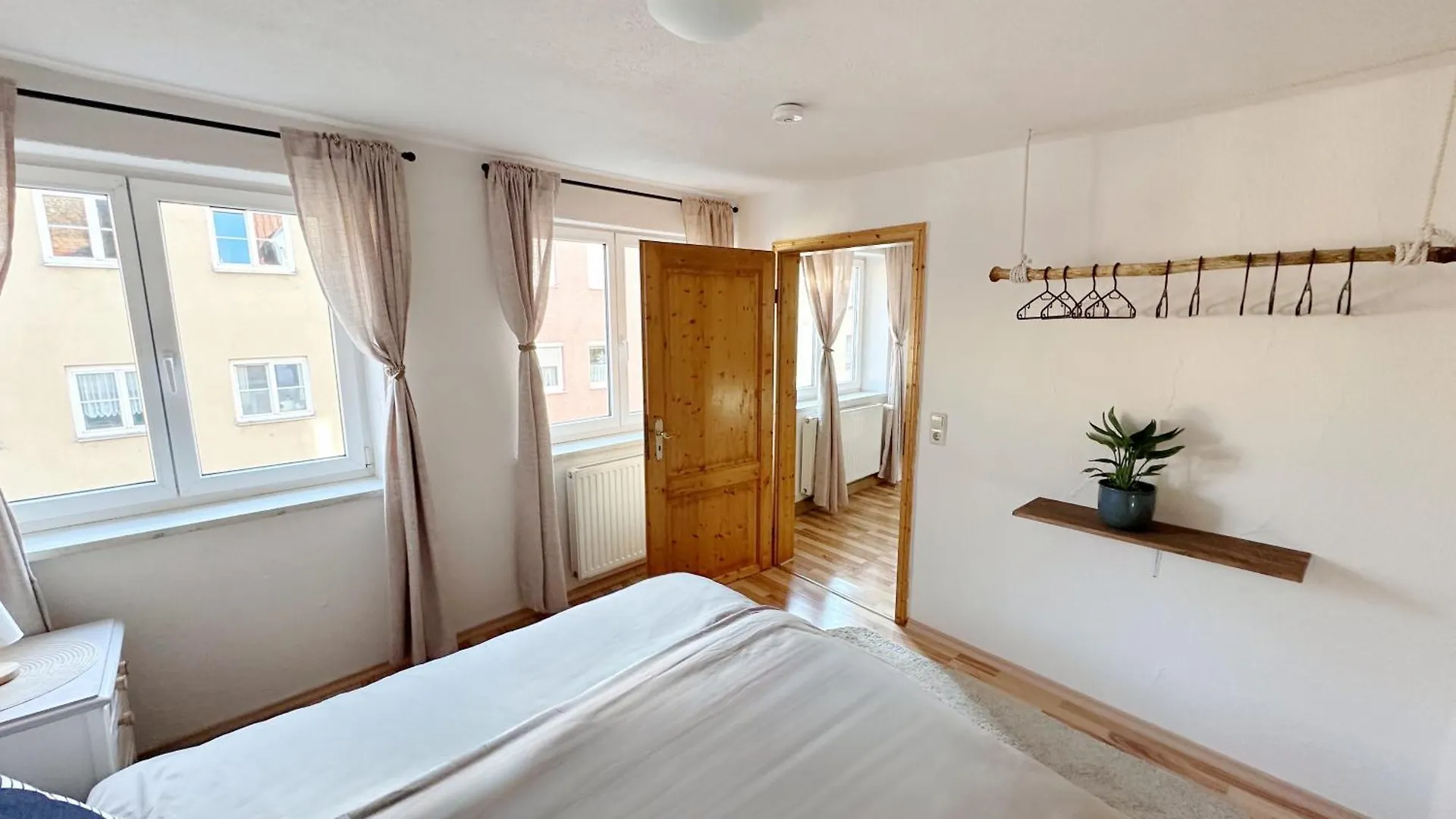 Cozy Central 3 Zimmer Apartment Fuer Bis Zu 8 Gaeste Memmingen